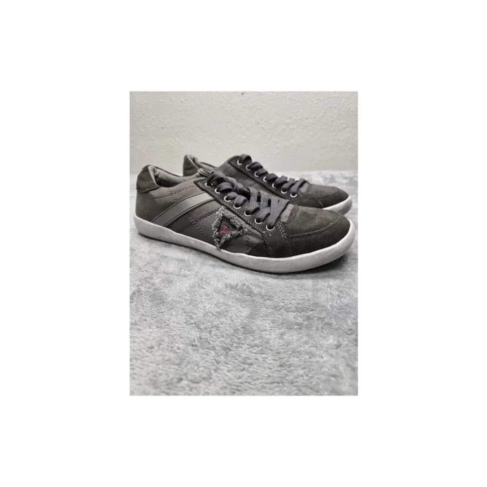 Guess Gmorestes 2 Shoes Mens‎ 11 Brown/Gray (New Old Stock)